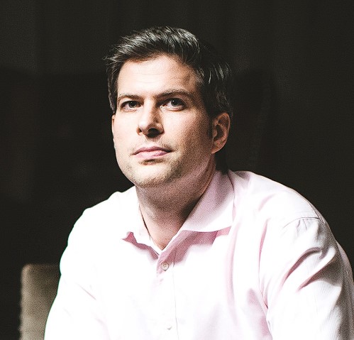 Alex W. Американский актер, диктор, ведущий