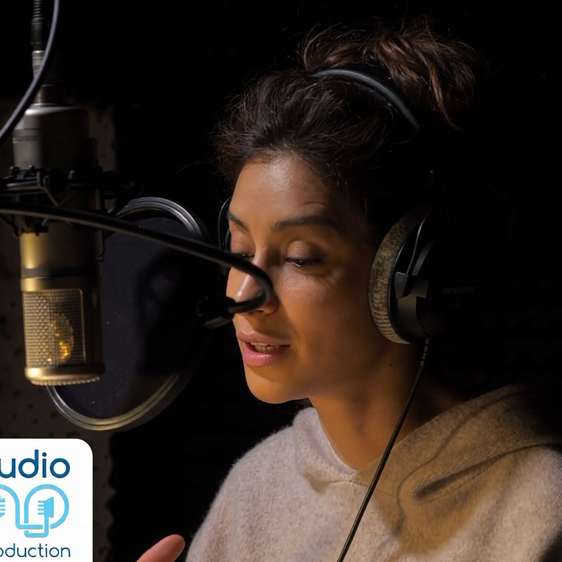Равшана Куркова. Актриса, популярный женский голос
