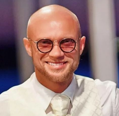 Дмитрий Хрусталёв